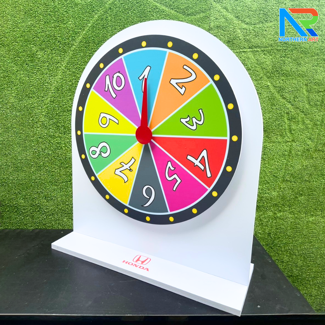 เกมส์วงล้อตั้งโต๊ะ ขนาด (W)58 x (D)20 x (H)65 ซม. วัสดุไม้MDF ปิดผิวเมลามีนสีขาว และ พลาสวูด