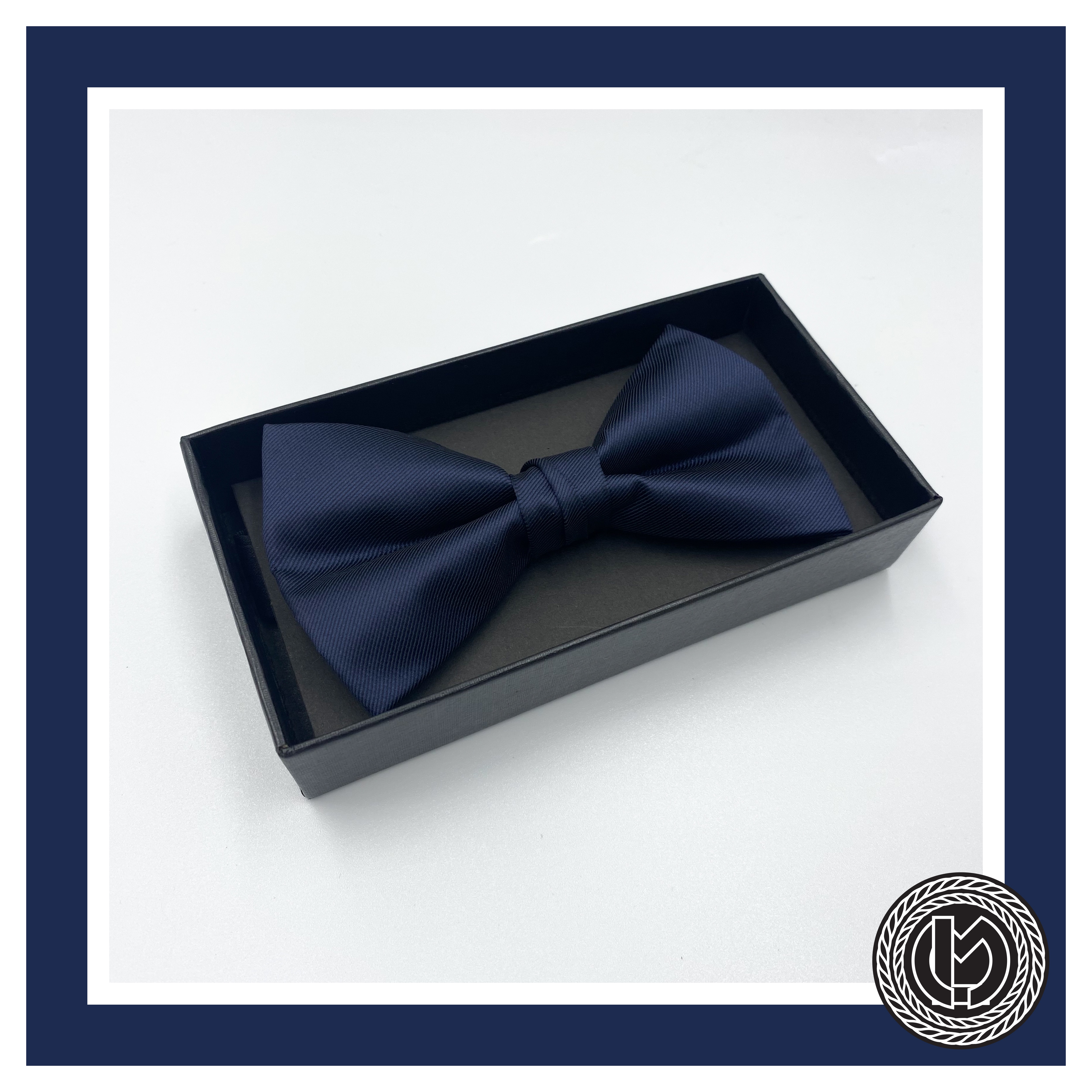 Plain Bow Tie (Navy)