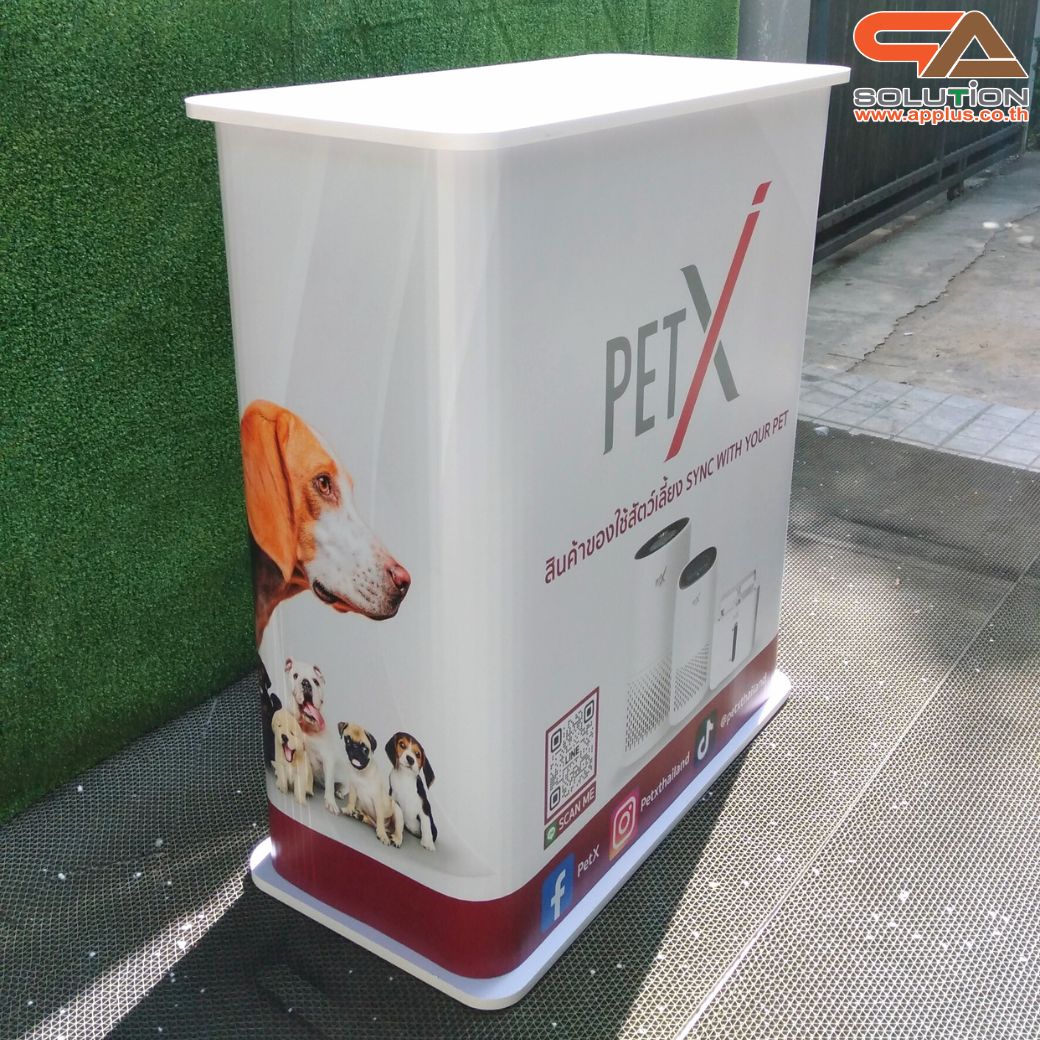 เคาน์เตอร์ออกบูธ ทรงเหลี่ยม ขนาด(W)80 X (D)40X (H)93.7 cm. ถอดประกอบได้ เคลื่อนย้ายสะดวก พร้อมกระเป๋า 1 ใบ