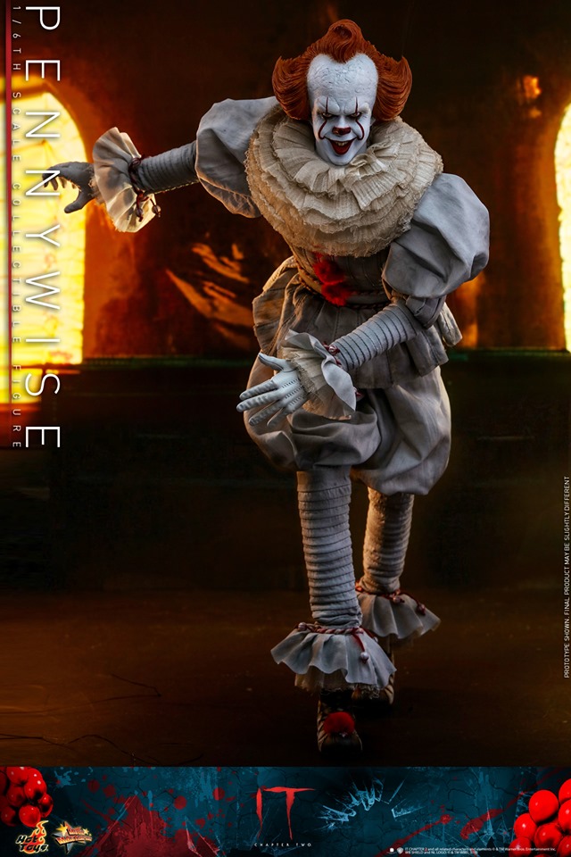 Hot Toys MMS555 IT: Chapter Two 1/6 Pennywise