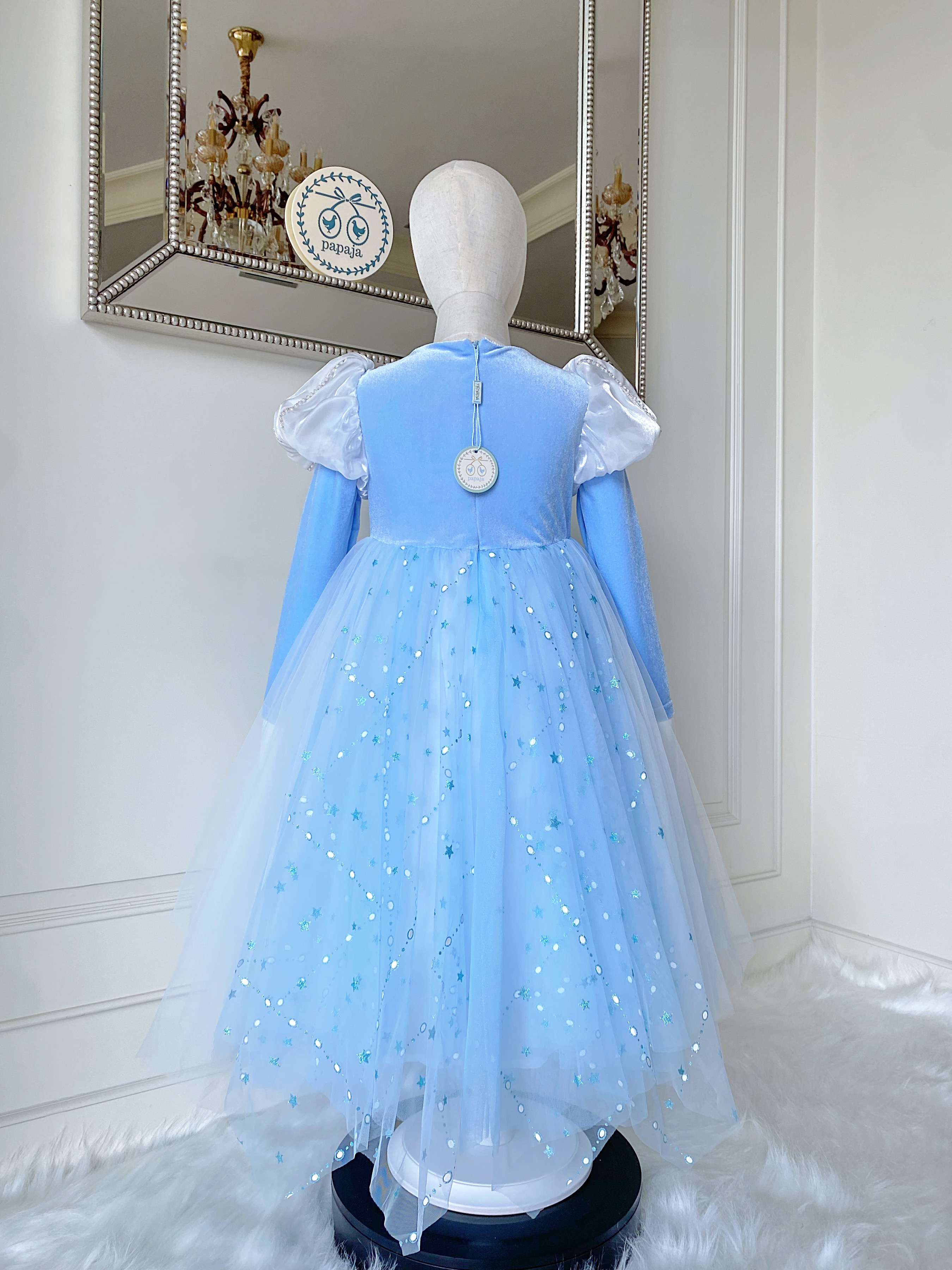 ชุดเจ้าหญิงซินเดอเรลล่า รุ่นคลาสสิค อกปักเลื่อม แขนตุ๊กตา