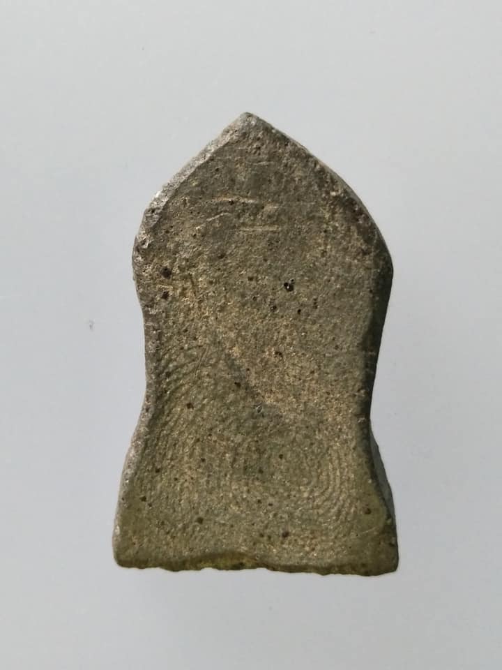 D196 ชินราชเนื้อดิน