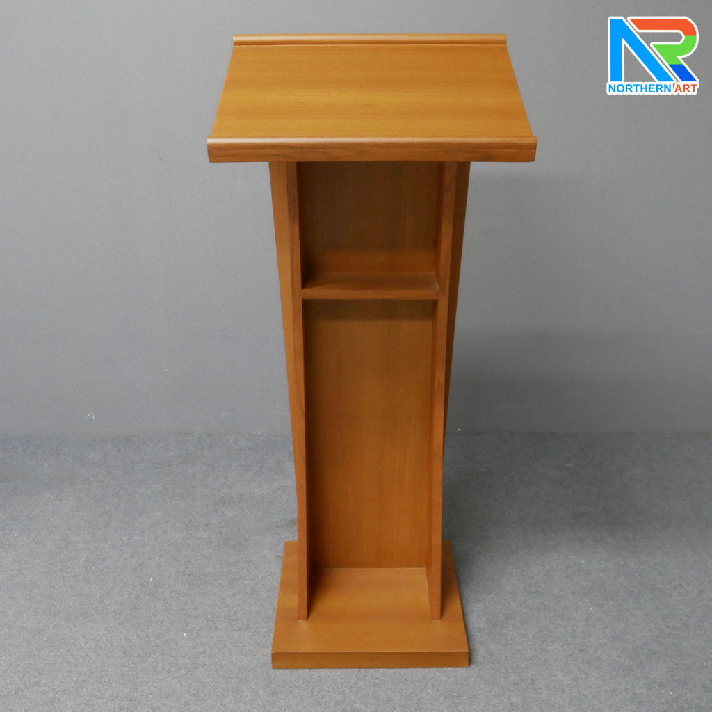 โพเดียมไม้ ลายไม้ สีสัก ขนาด (W) 50 x (L) 40 x (H) 120 cm. พร้อมชั้นวางของ