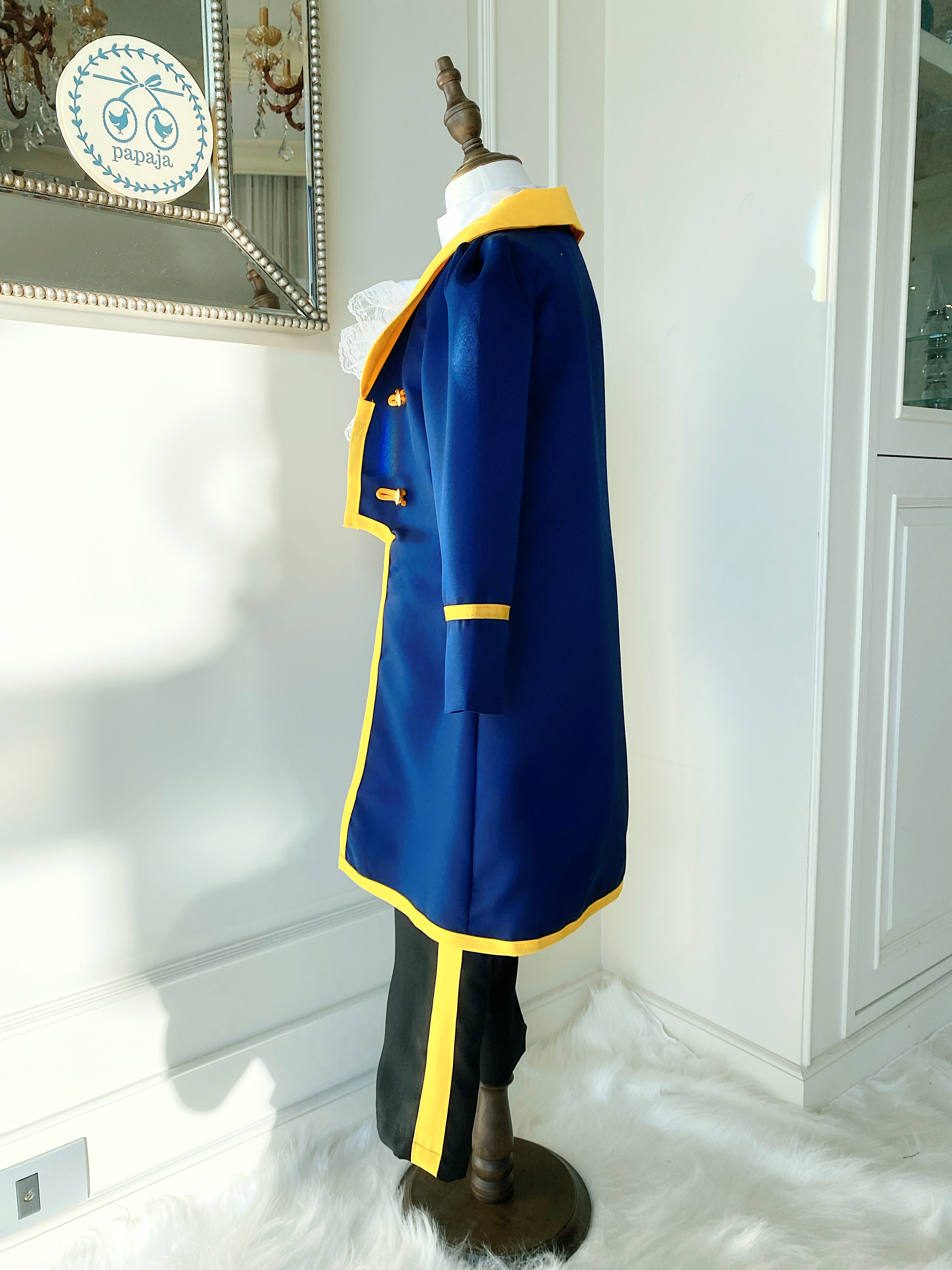 ชุดเจ้าชายรูปงามเสื้อคลุมตัวยาวสีน้ำเงิน ธีมโฉมงามกับเจ้าชายอสูร (Beauty and the Beast)