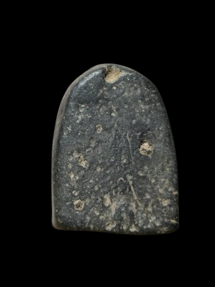 D212 พระซุ้มกอดำ