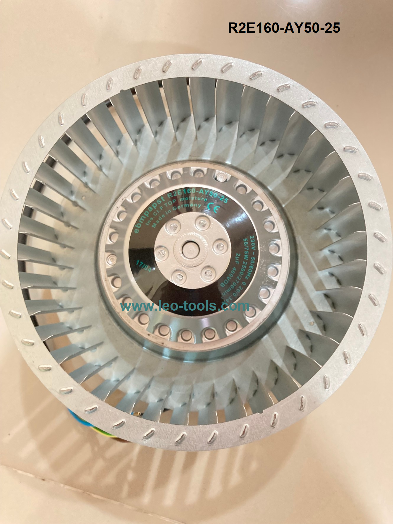 R2E160-AY50-25 AC 230V 58/75W 2500/2700r/min EBM-PAPST