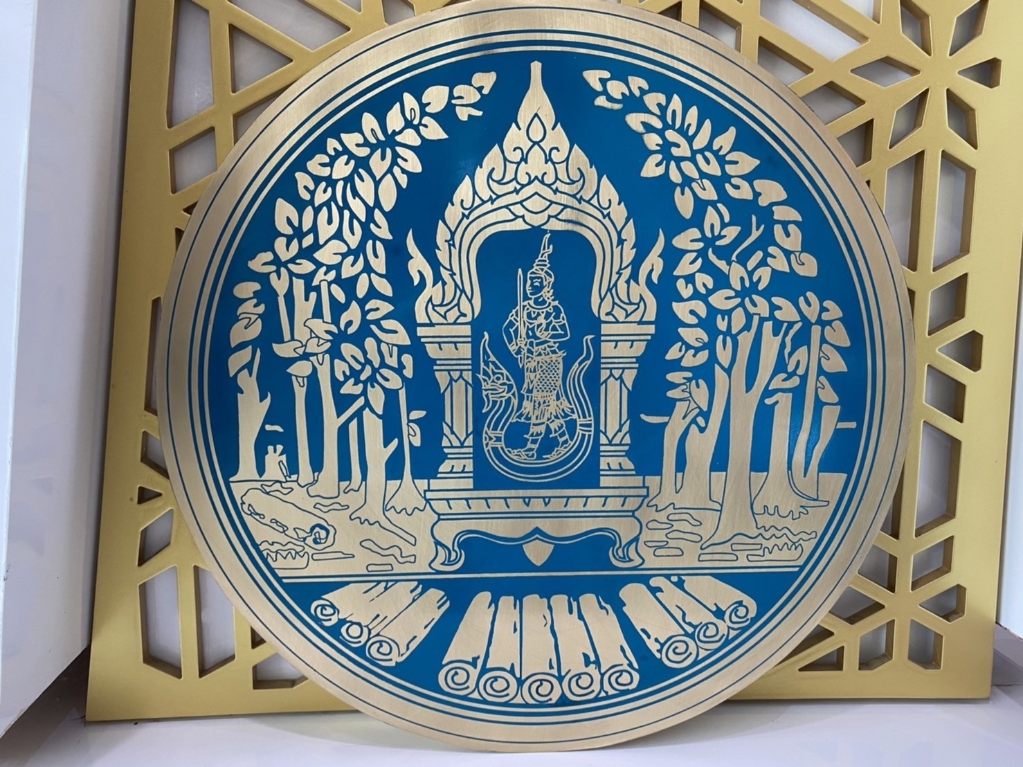 โลโก้โพเดียม โลโก้กัดกรด โลโก้หน่วยงาน กัดกรด วัสดุทองเหลือง UV PRINT หรือกัดกรด สั่งผลิตตามขนาดและแบบที่ต้องการ