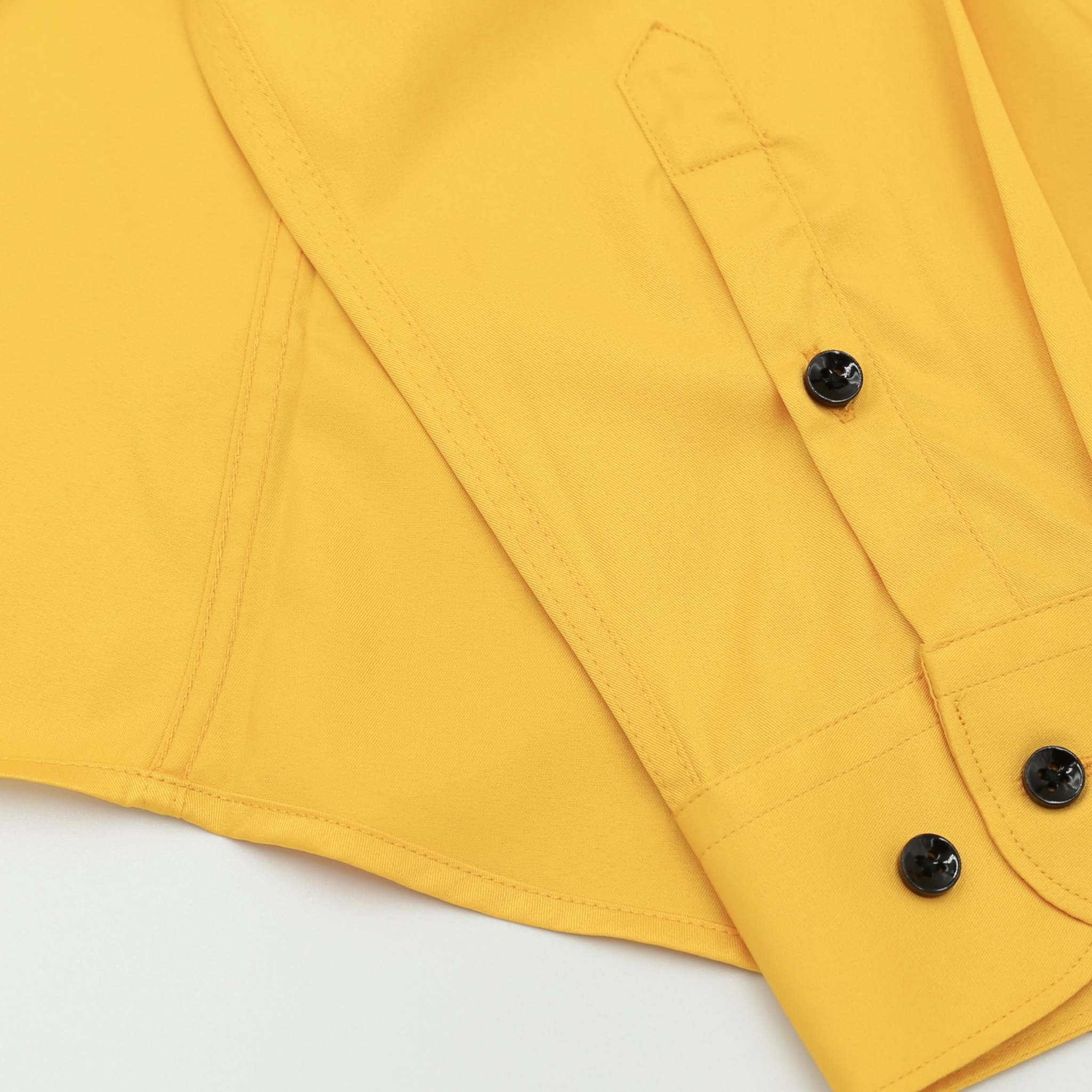 เสื้อเชิ้ตสีเหลืองทอง Yellow Shirt (Standard Collar)