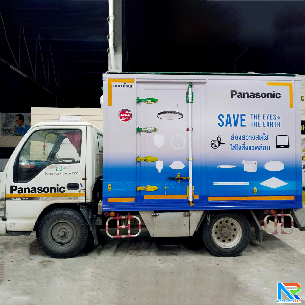 สติ๊กเกอร์ติดรถ กระบะ ไม่ทิ้งคราบกาว สั่งผลิตและติดตั้งตามแบบที่ต้องการ ติดได้ทั้ง กรุงเทพ และ เชียงใหม่