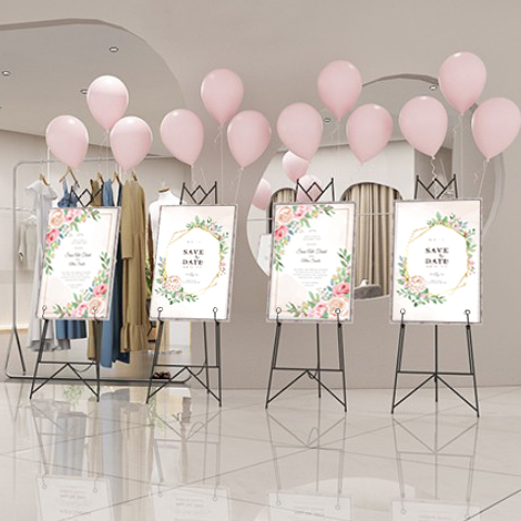 ขาตั้งป้ายโปสเตอร์ งานแต่ง สีดำ โชว์งานพิมพ์ 1 ด้าน สามารถวางรูปภาพได้