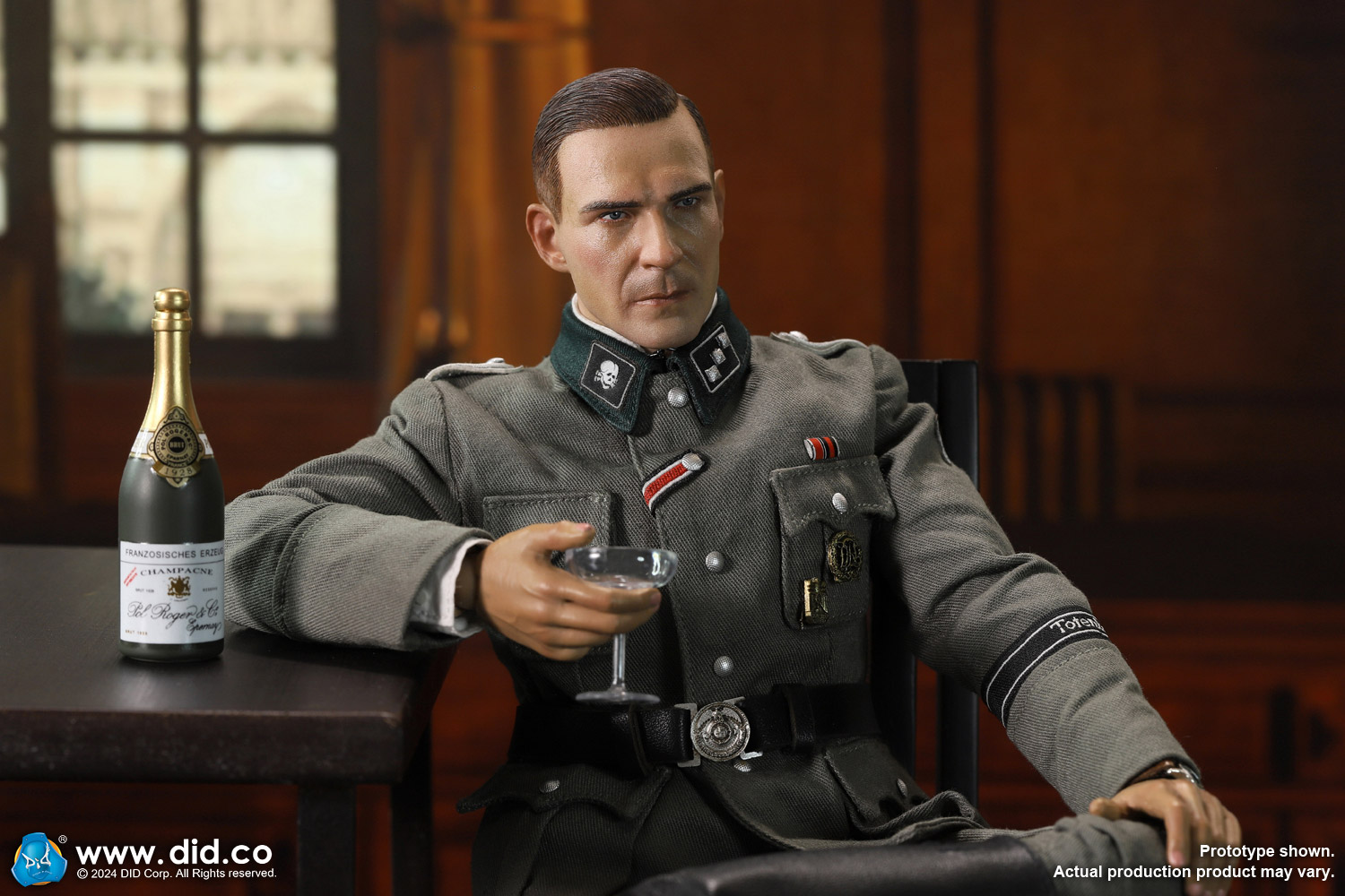 DID D80178 WWII German Officer - Amon Göth