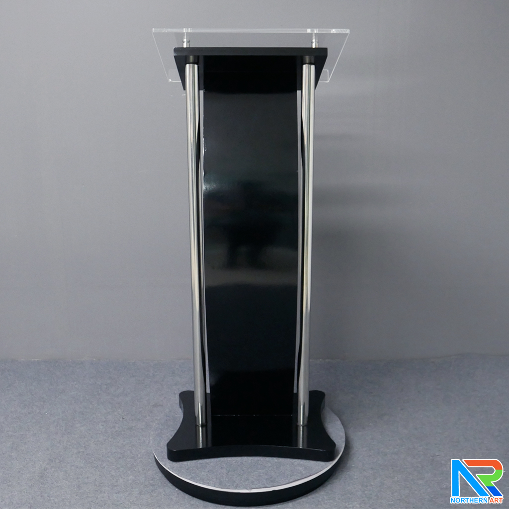 โพเดียมไม้ สีดำ ขนาด (W) 50 x (L) 40 x (H) 120 cm. พร้อมเสาสแตนเลสคู่ TOP เอียง อะคริลิคใส ติดหมุด