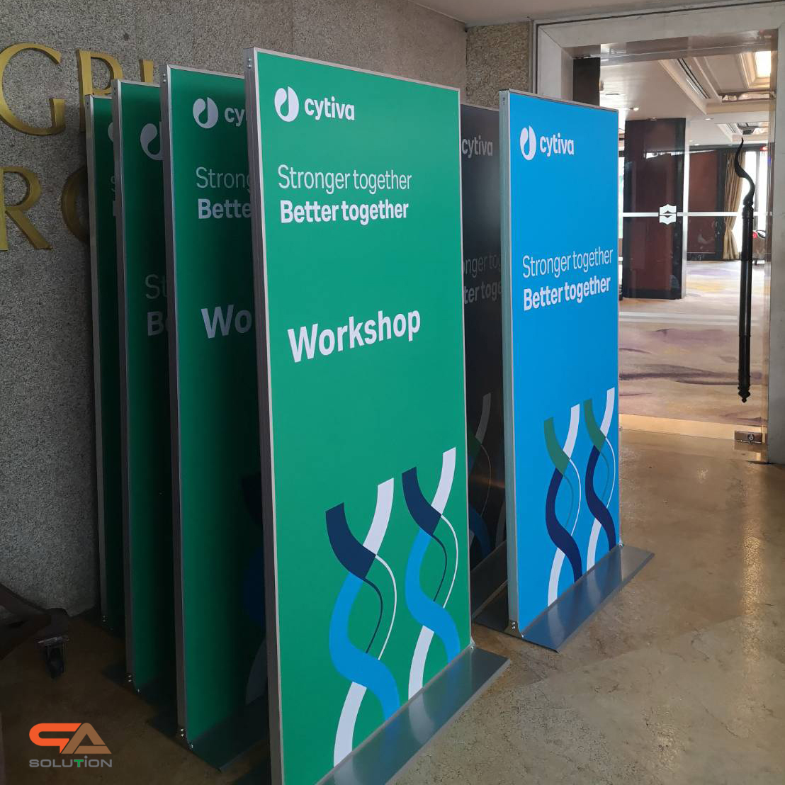 เช่าบอร์ดนิทรรศการ เช่าป้ายประชาสัมพันธ์ ขนาด 100x200 cm.โชว์งานพิมพ์ 2 ด้าน แข็งแรง มั่งคง พร้อมติดตั้งหน้างาน