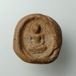 H451 พระเม็ดกระดุม ศรีวิชัย พิมพ์ชลูด