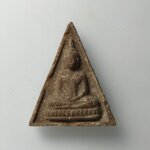 G917 พระผงสามเหลี่ยม พระครูวินัยธร (ฉันท์) ปี ๒๕๑๖ หลัง ววน