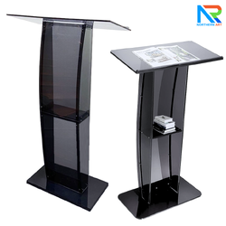 โพเดียม อะคริลิคสีดำใส ขนาด(W)68 x (L)34 x (H)123 cm. TOP เอียงพร้อมกันตก วัสดุอะคริลิคใส หนา 8 มม.