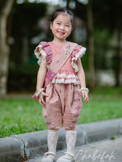 (เซต 4 ชิ้น) ชุดไทยแบรนด์ Chabafah รุ่น "ศิรินภา" สีชมพูพีช