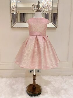 เดรสออกงานราตรีสั้นแขนสั้น (งานไฮพรีเมี่ยม) ผ้าเมทาลิคสีชมพูอ่อน