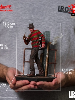 Iron Studios Deluxe Arts Scale 1/10 A Nightmare on Elm Street - Freddy Krueger