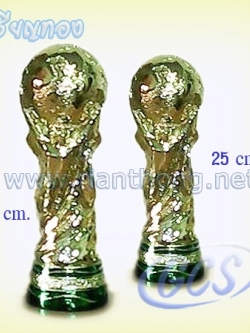 TPR004 ถ้วยรางวัลทรงฟีฟ่า ผลิตจากเรซิ่นชุปทองลายฐานสีเขียว