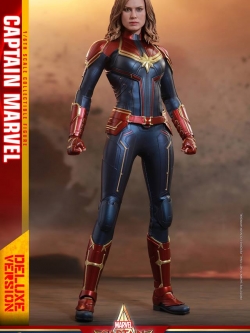 Hot Toys MMS522 CAPTAIN MARVEL - CAPTAIN MARVEL (DELUXE VERSION)