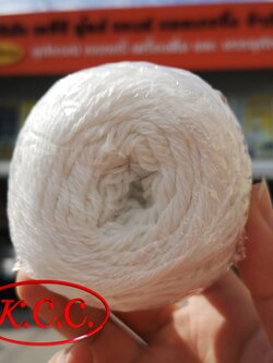 เชือกปอ สีขาว เชือกป่าน DIY เชือกบะจ่าง เชือกมัดบะจ่าง เชือก 1 ม้วน กว้าง 2 มม. (2 mm.) ยาว 100 เมตร (100 m.) ใช้มัด บะจ่าง / กล่องไปรษณีย์ / ของขวัญ / ทำงานประดิษฐ์