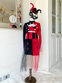 (HW) ชุดฮาโลวีน&คอสเพลย์ ชุดธีมโจ๊กเกอร์โทนแดงดำ (Joker) โทนแดงดำ พร้อมที่คาดผม