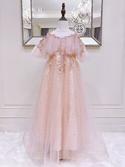 เดรสออกงานราตรียาวแขนสั้นเปิดหัวไหล่สีชมพูตุ่น