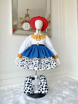 (เซต 4 ชิ้น) ชุดคอสเพลย์งานไฮพรีเมี่ยม เจสซี่ Jessie (Toy Story) ครบเซต (ชุด+เข็มขัด+หมวก+ปลอกขา)