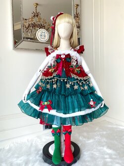 (เซต 4 ชิ้น) เซตเดรสคริสต์มาสงานไฮพรีเมี่ยม ธีมต้น X'mas สีเขียวแดง (เดรส+โบว์หลัง+ที่ติดผมทรงหมวก+ถุงเท้า) Christmas