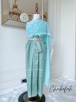 เดรสชุดไทยสไบเฉียง สีเขียวมิ้นท์ แบรนด์ Chabafah พร้อมเครื่องประดับ 3 ชิ้น