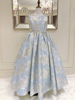 เดรสออกงานราตรียาวแขนกุดสีฟ้าอ่อน งานไฮพรีเมี่ยม ผ้า Jacquard ทอลายนูนรูปดอกกุหลาบ ใส่มาสวยแพงมาก