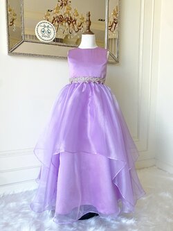 เดรสออกงานราตรียาวแขนกุด สีม่วงโทนมาเจนต้าสดใส (งานไฮพรีเมี่ยม) ดีเทลลายปักเพชรหนามเตยรูปริบบิ้นที่ช่วงเอว