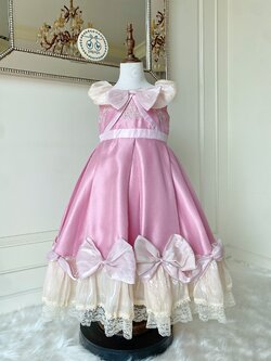 ชุดเจ้าหญิงออโรร่า รุ่นไฮพรีเมี่ยม งานสวยอลัง ดีเทลผ้าทูโทนสองสีตัดกัน ปักลายช่วงอก