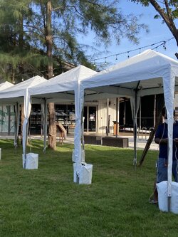 เต็นท์เช่าขนาดกว้าง2ยาว2เมตร(2x2) ทรงปิรามิดสีขาวเหมาะสำหรับงานจัดงานทุกประเภท