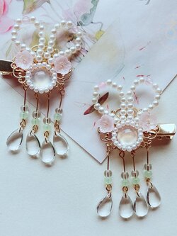 (No.186) ขายเป็นคู่ กิ๊ฟติดผมตรุษจีน ประดับไข่มุกรูปหน้ากระต่าย