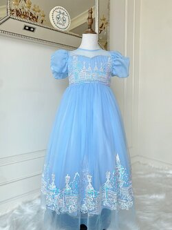 ชุดเจ้าหญิงซินเดอเรลล่า แขนตุ๊กตา ปักลายปราสาทเจ้าหญิงสุดหรูใส่ออกงานได้เลย