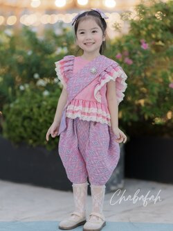 (เซต 4 ชิ้น) ชุดไทยแบรนด์ Chabafah รุ่น "ศิรินภา" สีชมพูหวาน